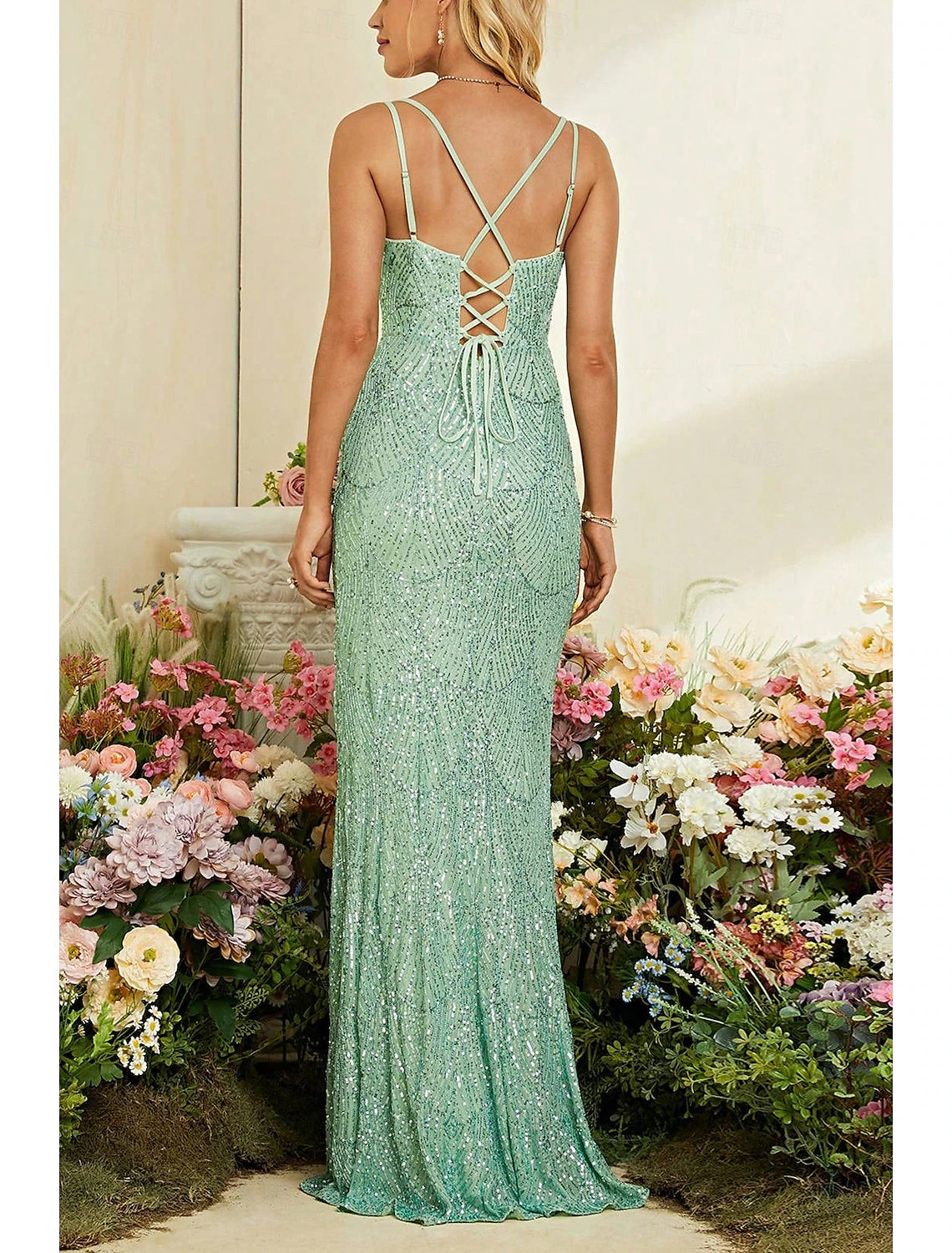 Mermaid / Trumpet Prom Dresses Party Dress Wedding Guest Court Train Sleeveless V Neck Sequined with Glitter