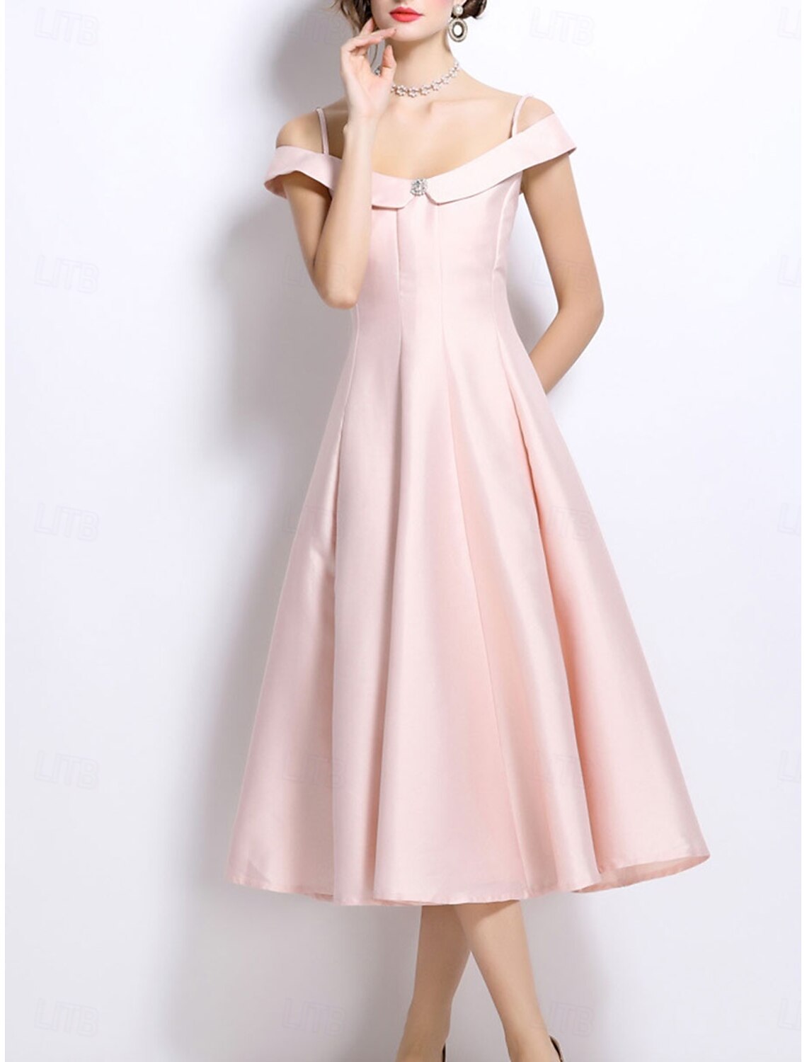 A-Line Party Dresses Elegant Dress Wedding Wedding Guest Tea Length Sleeveless Off Shoulder Polyester Backless with Pleats