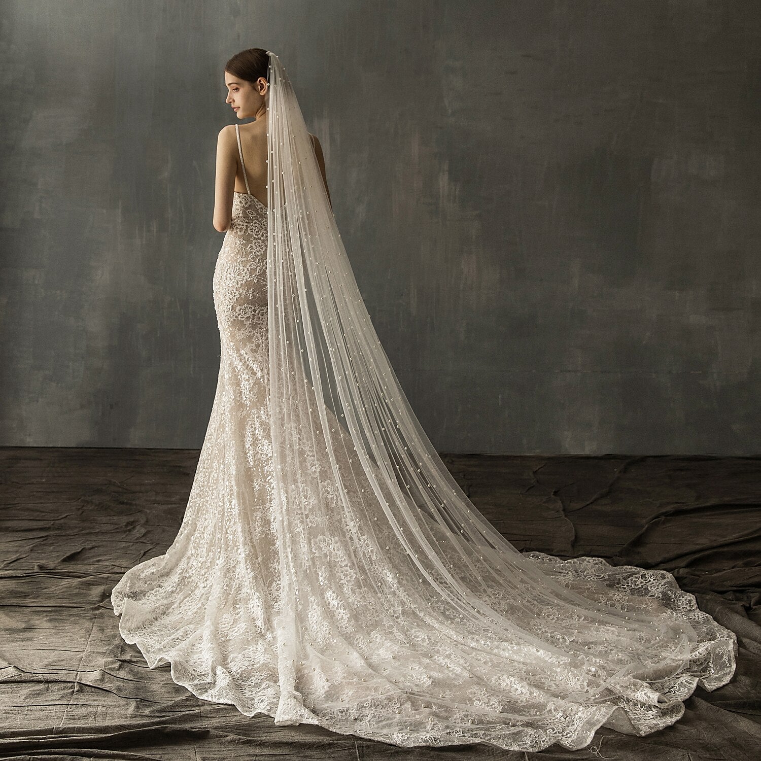 DingJiDress One-tier Wedding Veil Cathedral Veils with Faux Pearl 78.74 in (200cm) Tulle / Angel cut / Waterfall