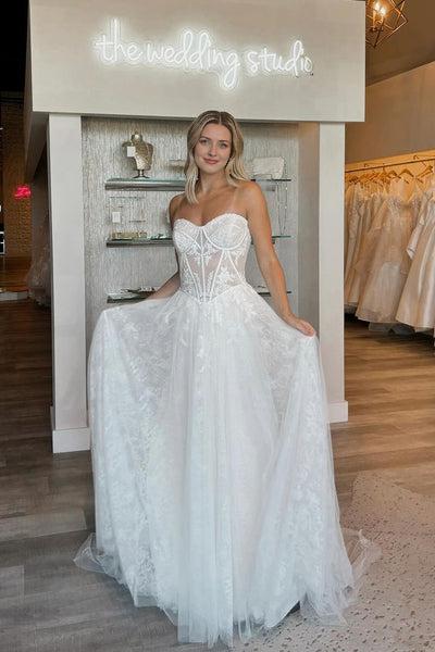 A-Line Strapless Tulle Lace Wedding Dresses with Train