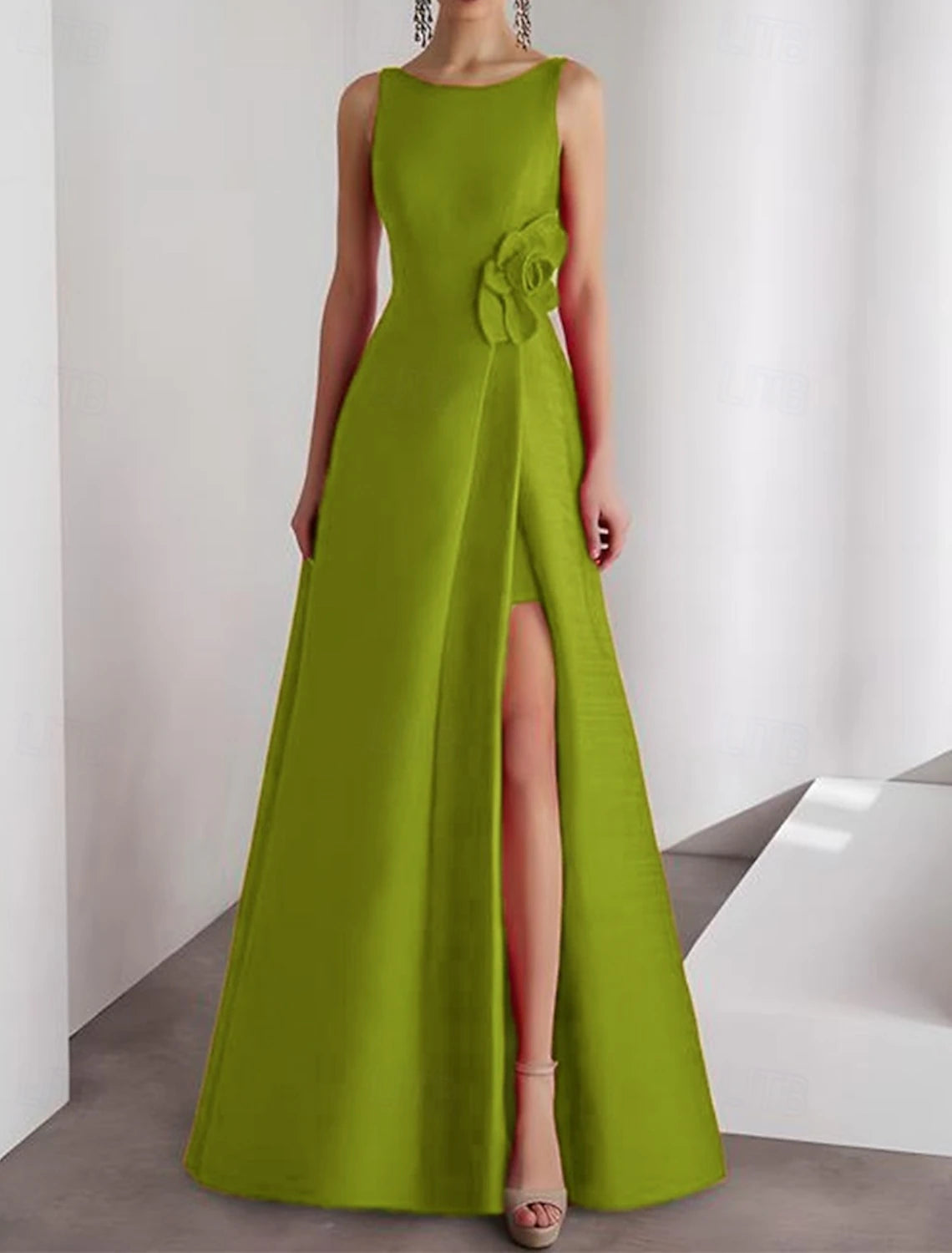 A-Line Evening Gown Elegant Dress Formal Wedding Floor Length Sleeveless Crew Neck Satin with Slit 3D Flower