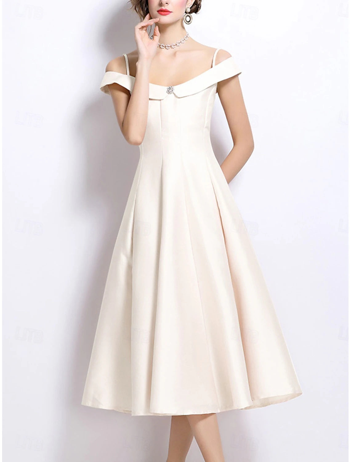 A-Line Party Dresses Elegant Dress Wedding Wedding Guest Tea Length Sleeveless Off Shoulder Polyester Backless with Pleats