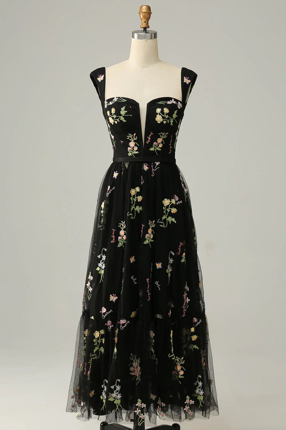 DingJiDress A Line Sweetheart Black Long Prom Dress with Embroidery