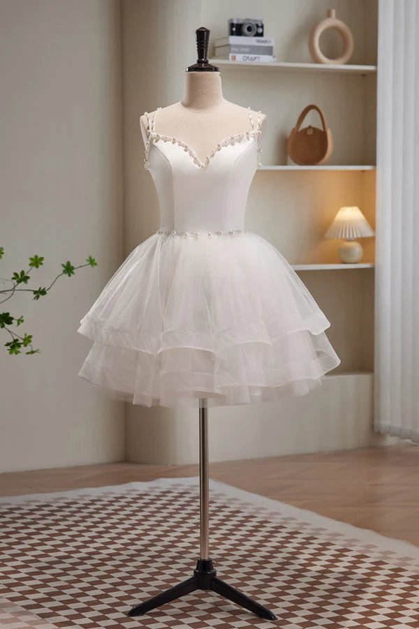 Simple Spaghetti Straps Beading Tulle Short Homecoming Dresses