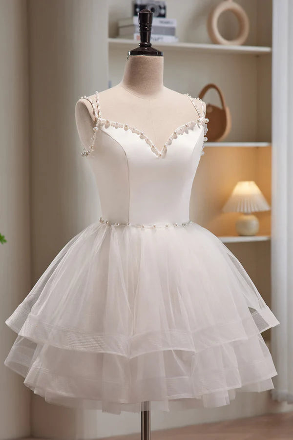 Simple Spaghetti Straps Beading Tulle Short Homecoming Dresses