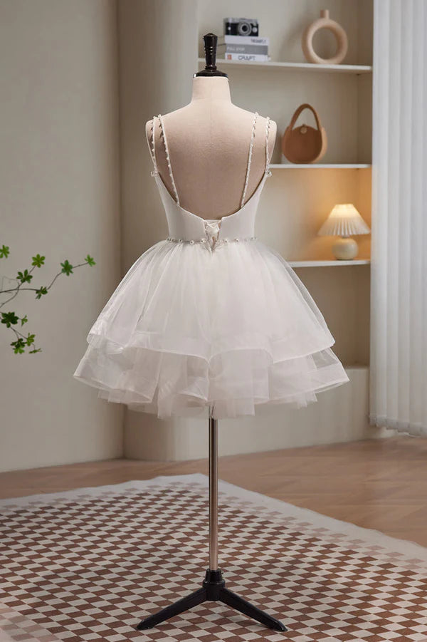 Simple Spaghetti Straps Beading Tulle Short Homecoming Dresses