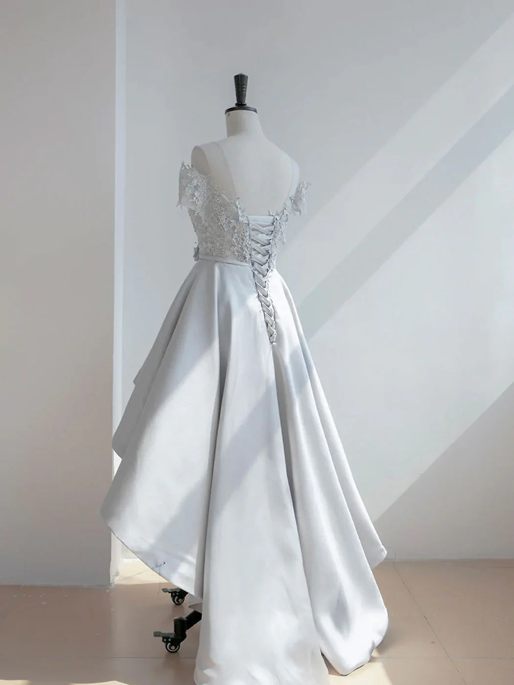 Gray Scoop Neckline High Low Lace Prom Dresses Gray Homecoming Dresses