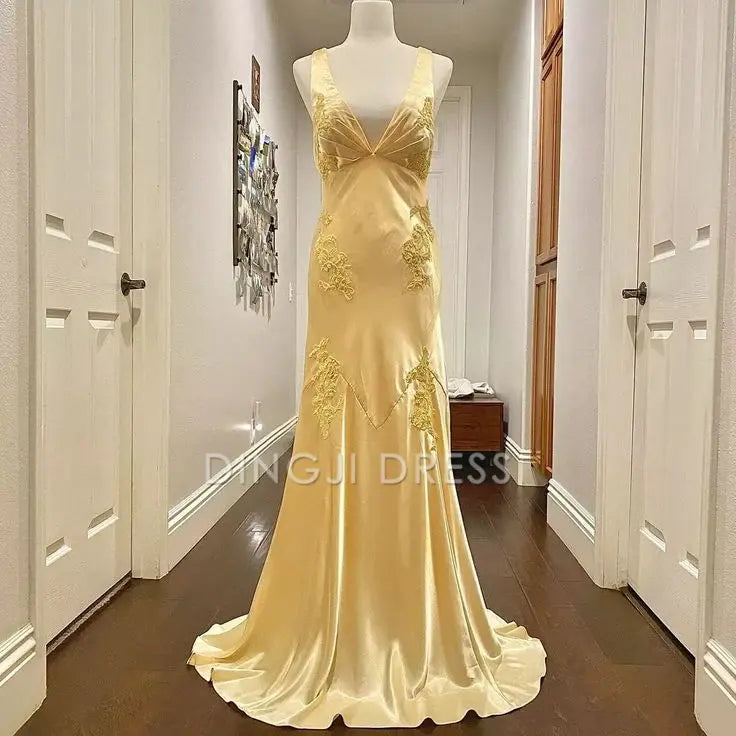 DingJiDress Mermaid Deep V Neck Satin Applique Elegant Backless Long Luxury Prom Dress