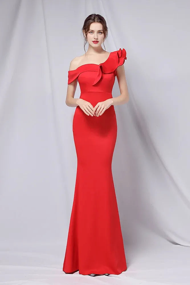 Solid color one shoulder banquet evening dress