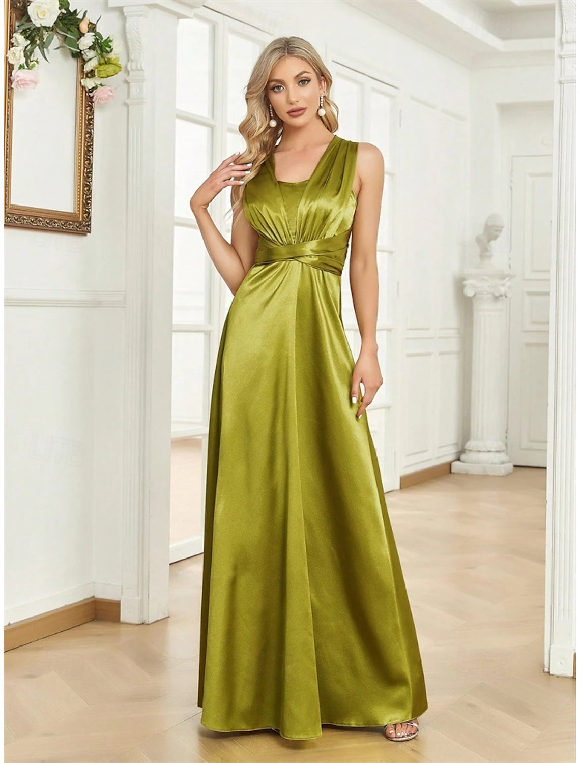 A-Line Evening Gown Elegant Dress Formal Evening Party Floor Length Sleeveless V Neck Satin with Ruched