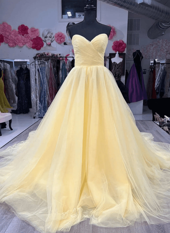 Light Yellow Tulle Strapless Long Party DressSweetheart A-line Long Prom Dress