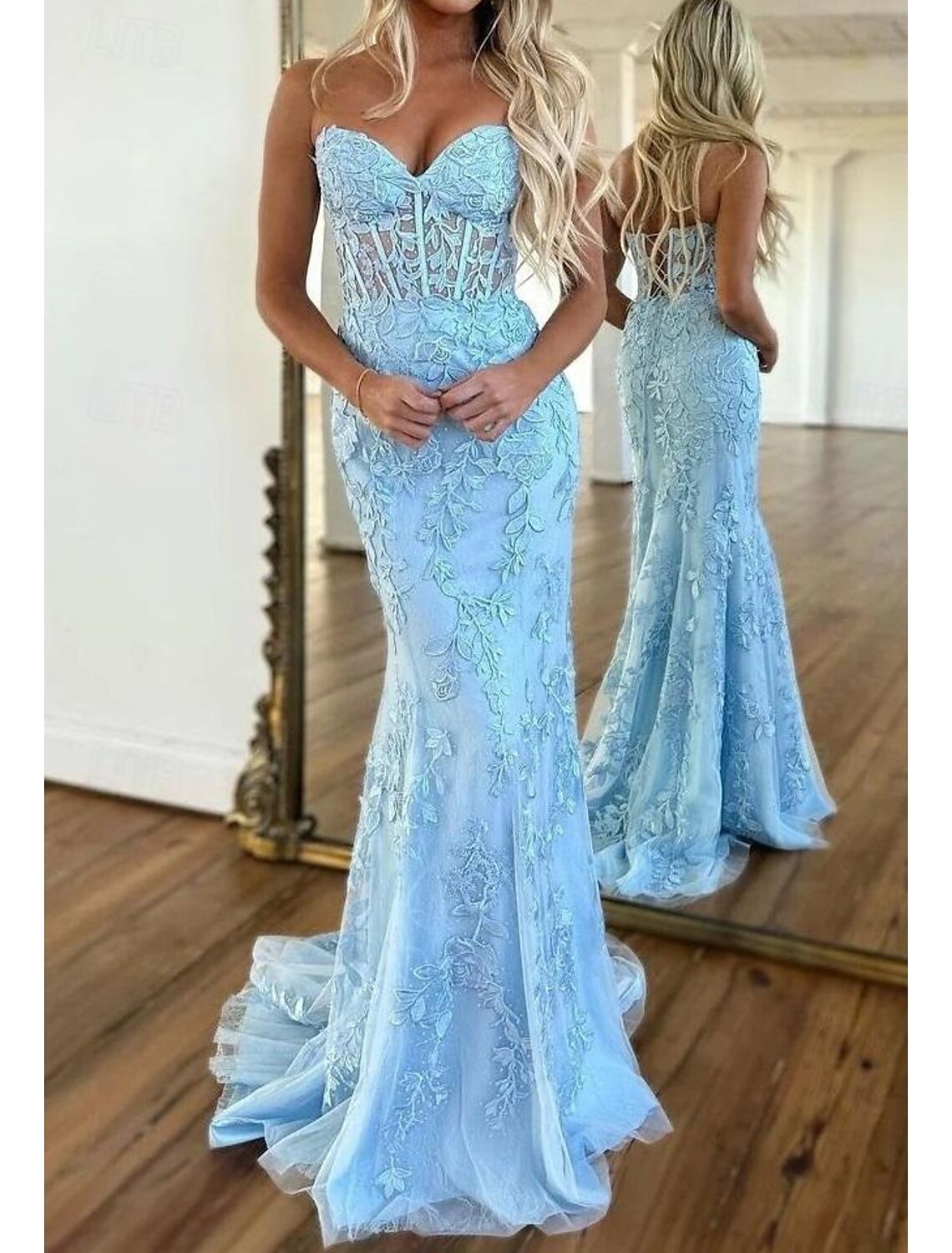 Mermaid Prom Dresses Glittering Dress Evening Party Sweep / Brush Train Sleeveless Strapless Lace Backless with Appliques
