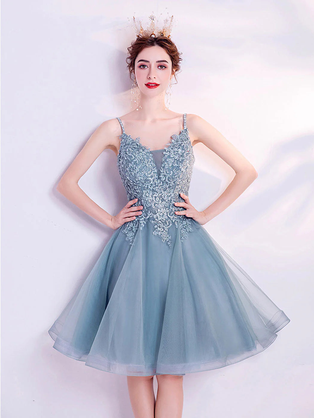 Gray blue Short Prom Dresses V Neck Blue Lace Homecoming Dresses With Beading Sequin
