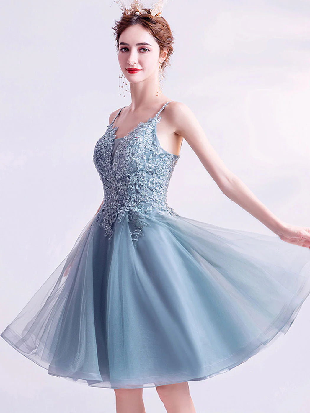 Gray blue Short Prom Dresses V Neck Blue Lace Homecoming Dresses With Beading Sequin