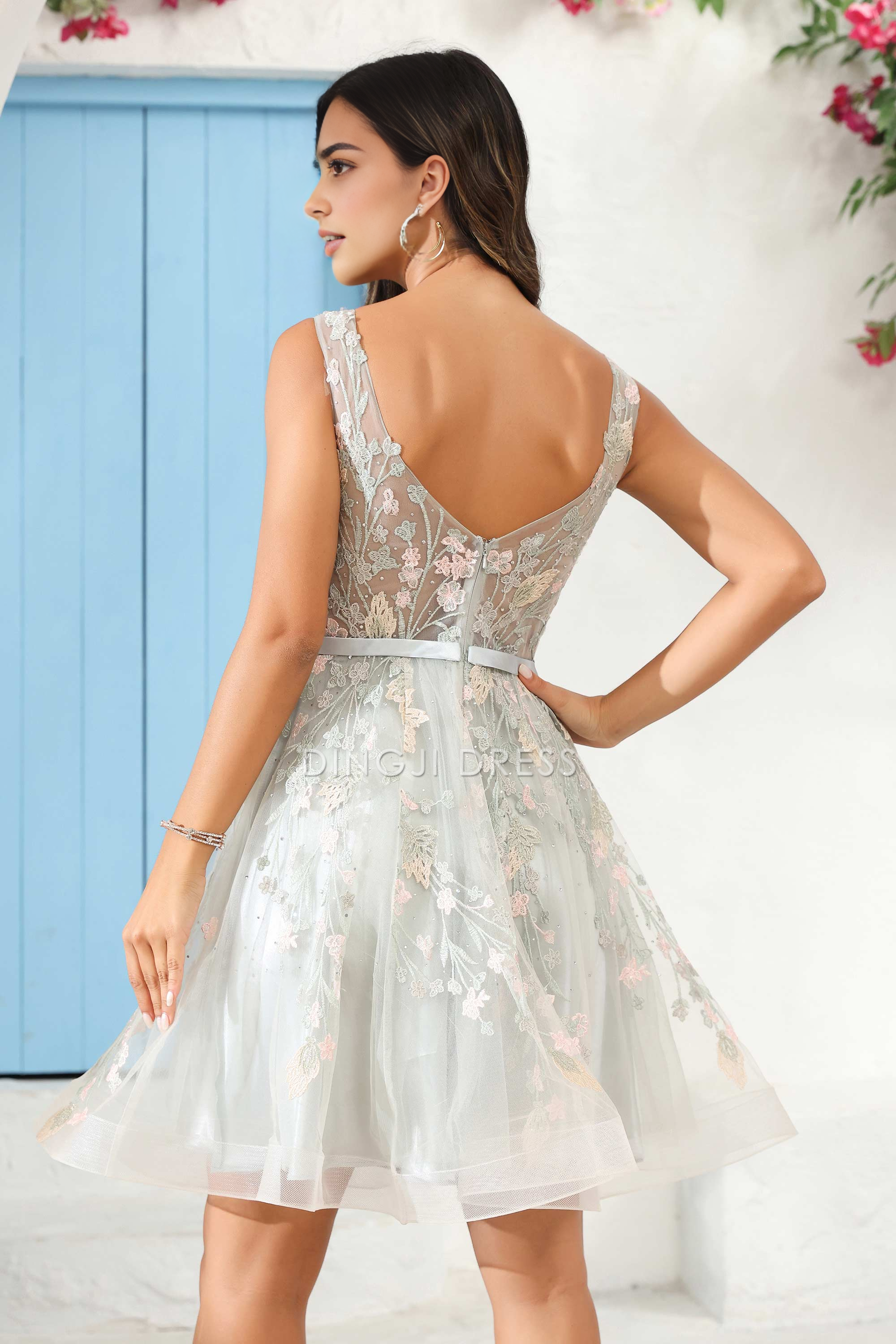 DingJiDress Hot Sale Homecoming Dress Exquisite Round Neck Sleeveless Floral See-Through Ruched Tulle Retro Mini Dress