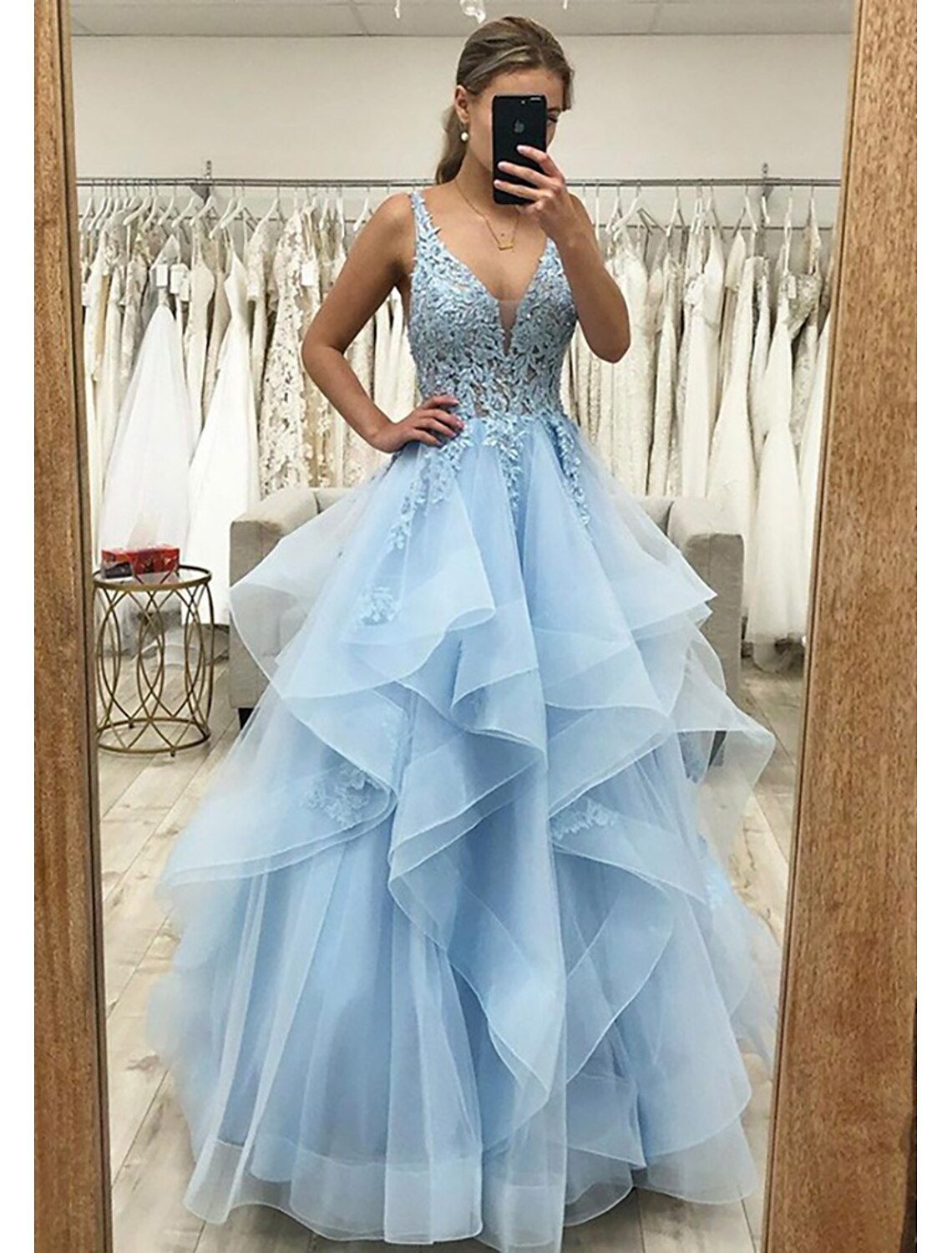 Ball Gown A-Line Prom Dresses Princess Dress Formal Wedding Guest Floor Length Sleeveless V Neck Tulle Backless with Pleats Ruched Appliques Masquerade Dress