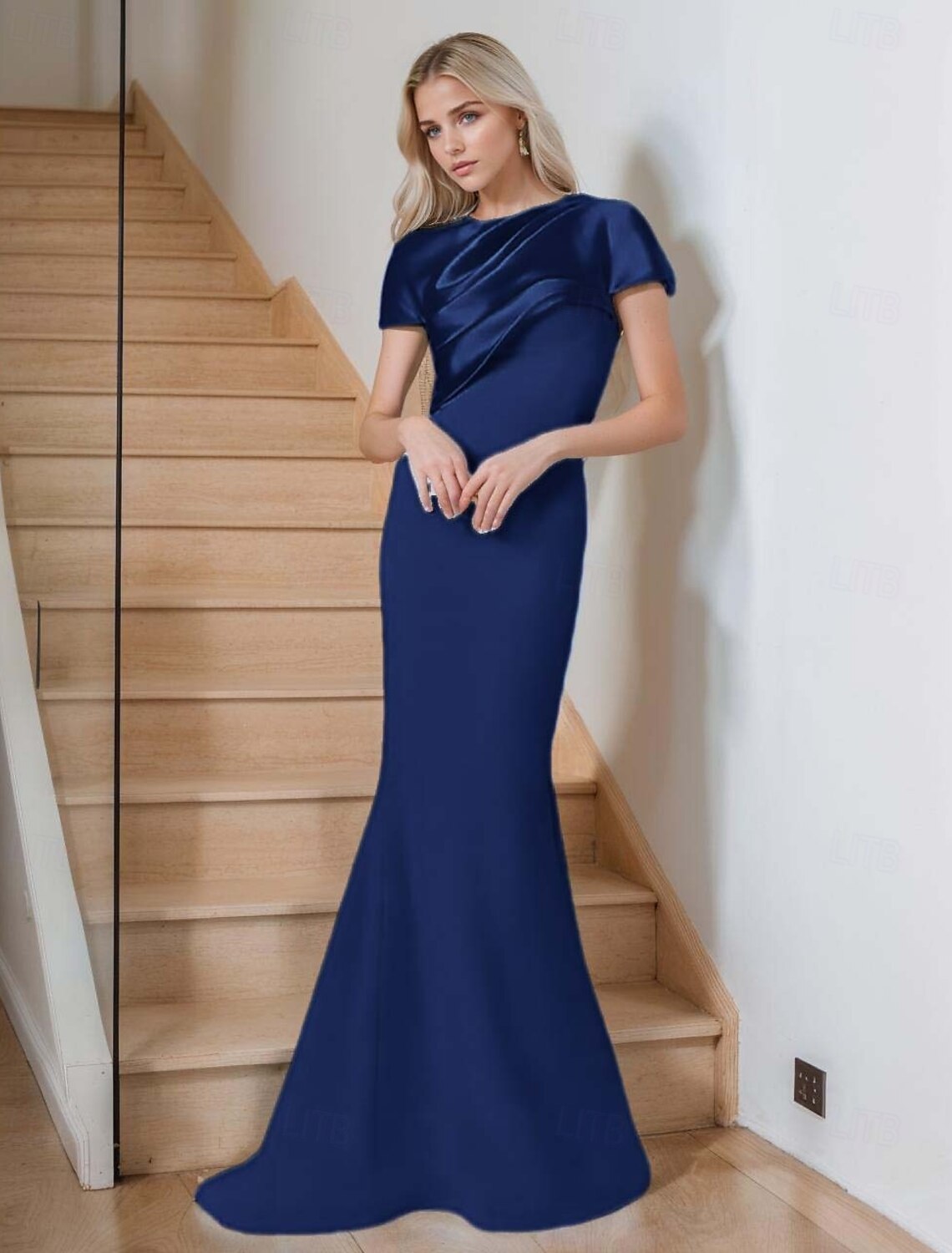 Mermaid Trumpet Evening Gown Elegant Dress Formal Evening Party Floor Length Short Sleeve Crew Neck Belt Sash Satin with Pleat