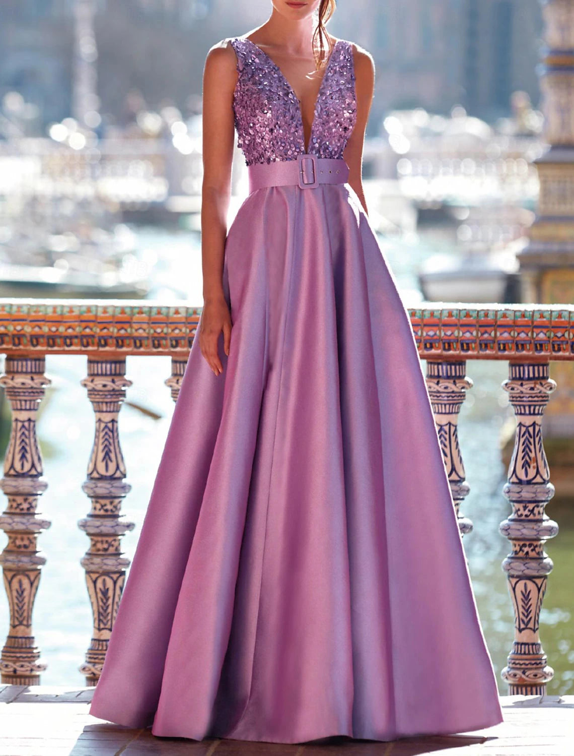 A-Line Evening Gown Elegant Dress Formal Wedding Floor Length Sleeveless V Neck Pocket Satin with Pearls