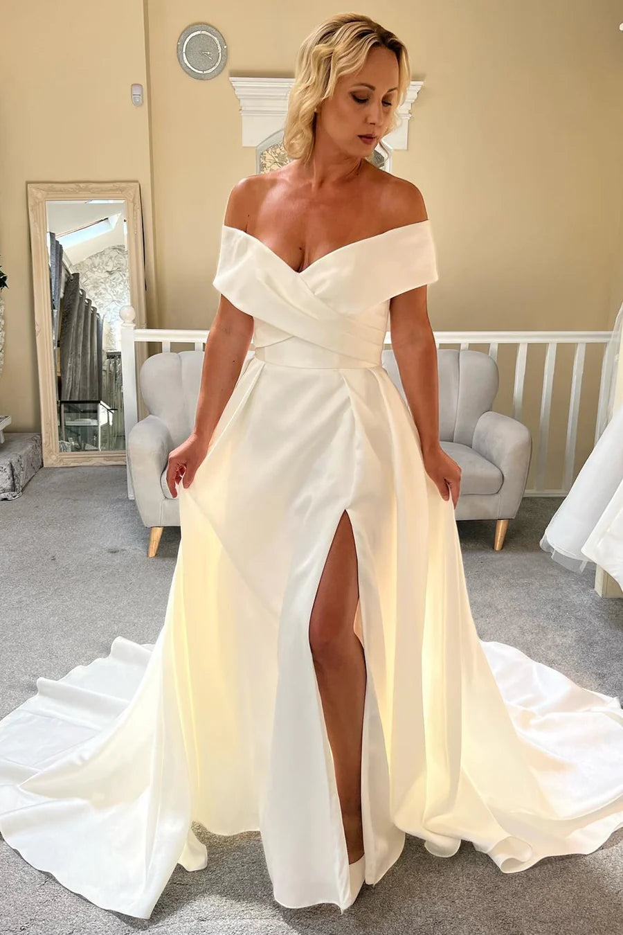 White Off-the-Shoulder Long Bridal Gown with Slit
