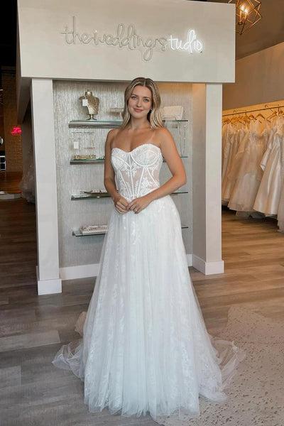 A-Line Strapless Tulle Lace Wedding Dresses with Train