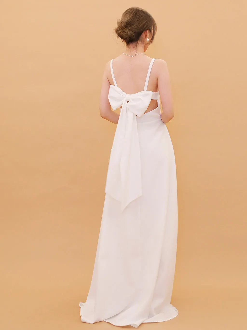 A-Line/Princess Spaghetti Straps Sleeveless Floor-Length Wedding Dresses with Bow ﻿