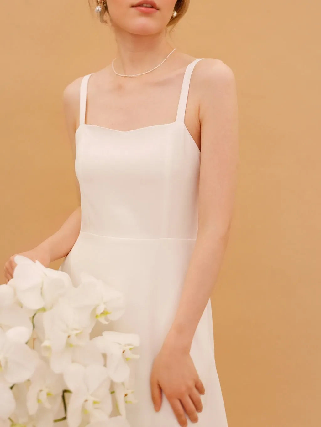 A-Line/Princess Spaghetti Straps Sleeveless Floor-Length Wedding Dresses with Bow ﻿