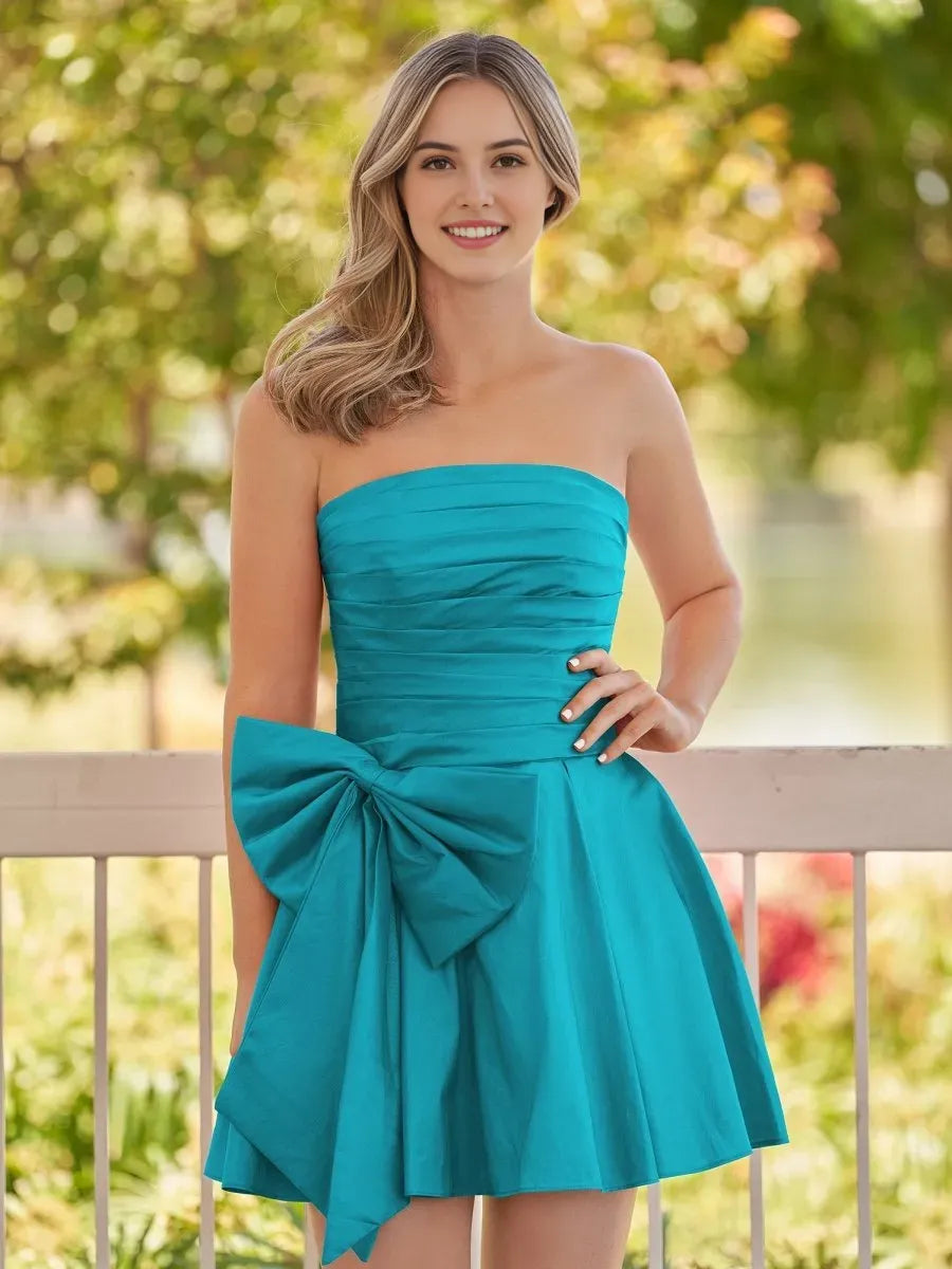 A-Line Red Strapless Mini Homecoming Dress with Bow