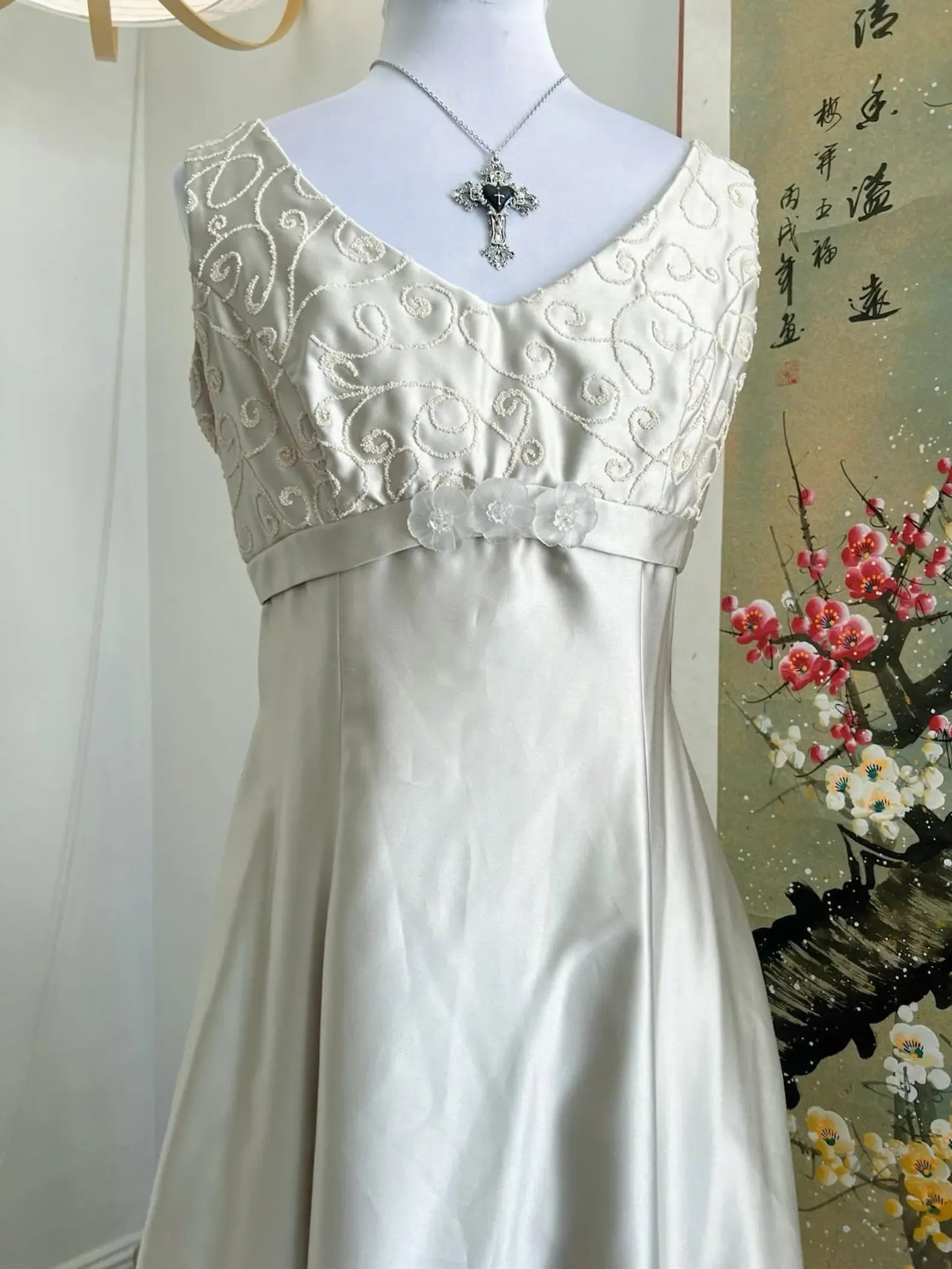 A-Line V Neck Sleeveless Beaded Satin Silver Floor-Length Prom Dress For Women
