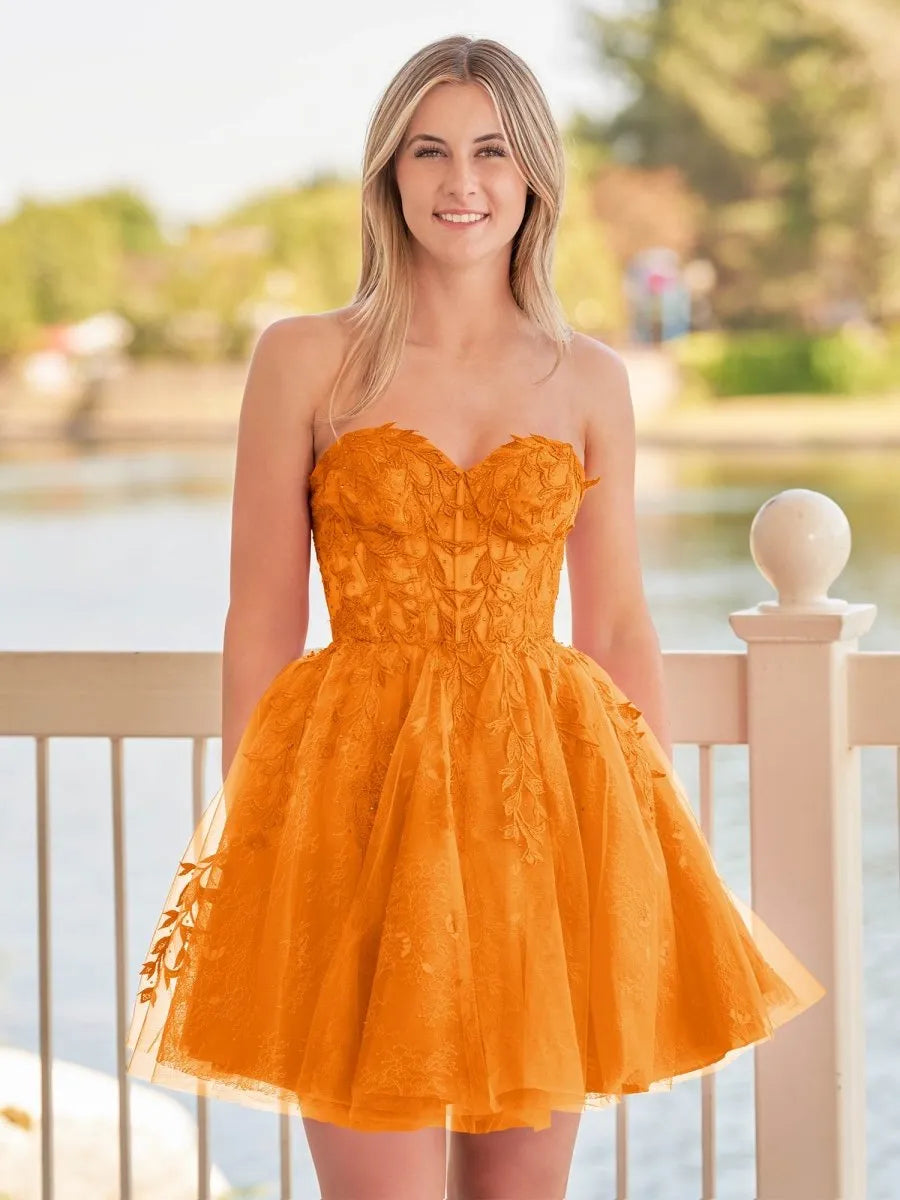 A-line Red Sweetheart Appliques Lace Homecoming Dress With Corset Back