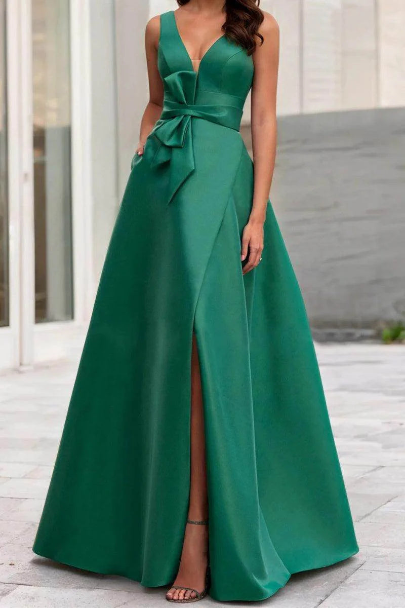 A Line V Neck Sleeveless Mother Of The Bride Dresses