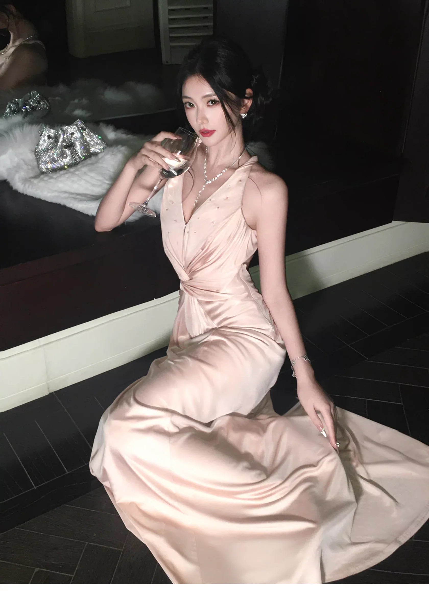 Alluring Mermaid Halter-Neck Ruched Coral Powder Satin Long Party Dresses