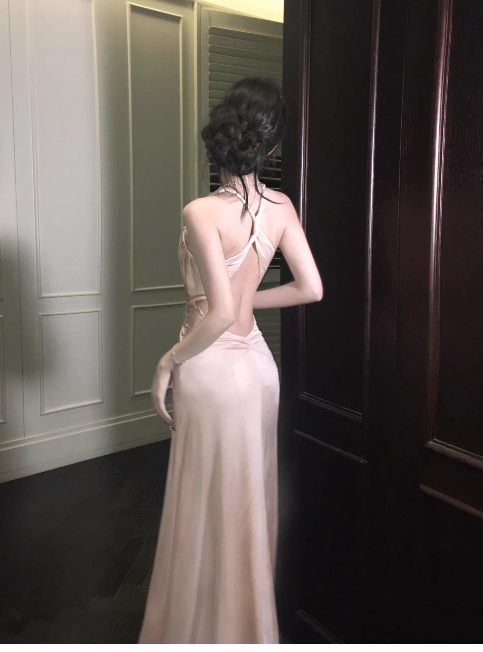 Alluring Mermaid Halter-Neck Ruched Coral Powder Satin Long Party Dresses