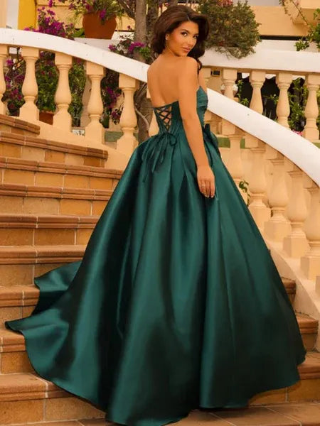 Ball Gown Sweetheart Pleated Satin Emerald Green Long Prom Dress With Bow