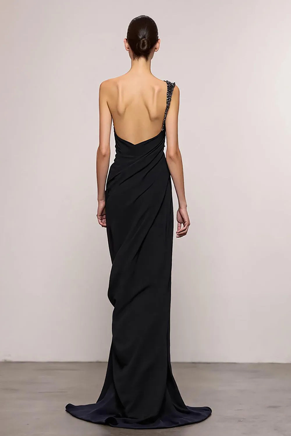 Black Sheath Backless One Shoulder Long Evening Dress ?