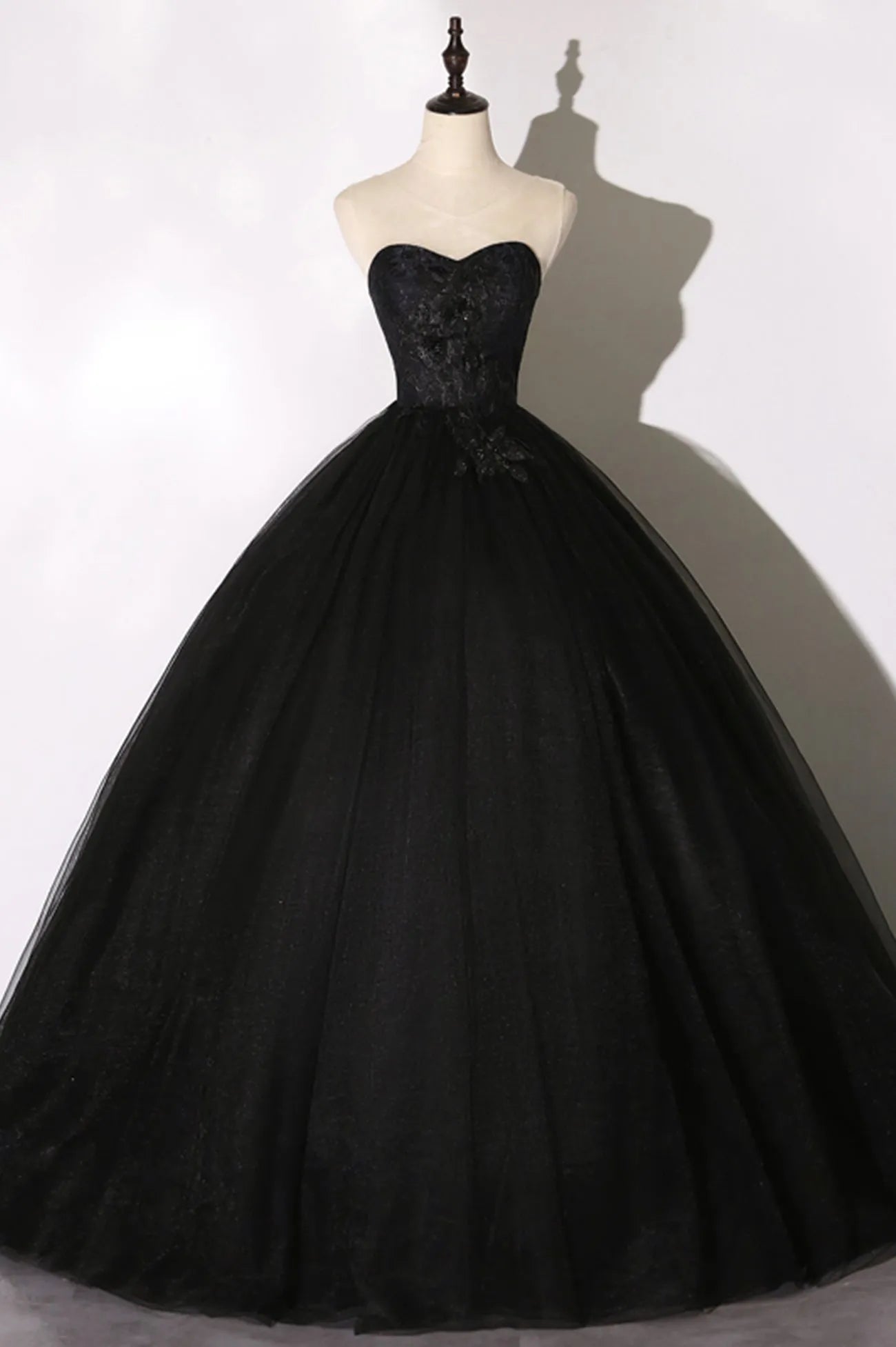 Black Tulle Lace Long Prom Dress Black Scoop Neckline Evening Party Dress