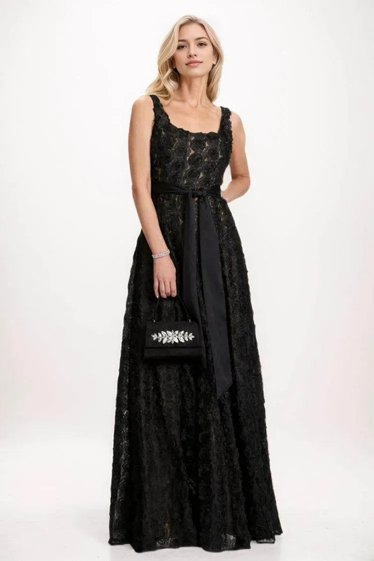 Black lace hollow out fashionable bridal gown for mothers