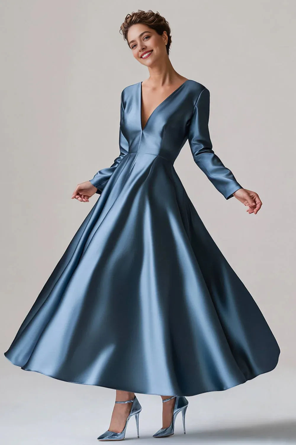 Blue A-Line V Neck Long Sleeves Satin Long Mother Of The Bride Dress ﻿