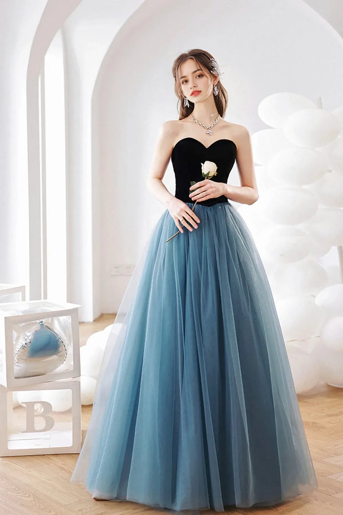 Blue Strapless Tulle Long Prom Dress