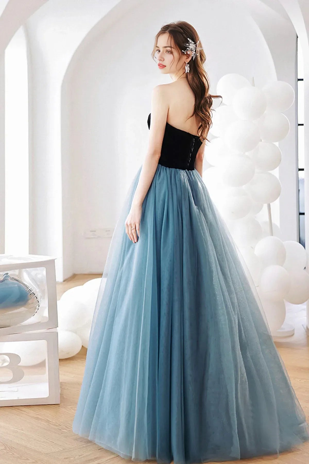 Blue Strapless Tulle Long Prom Dress