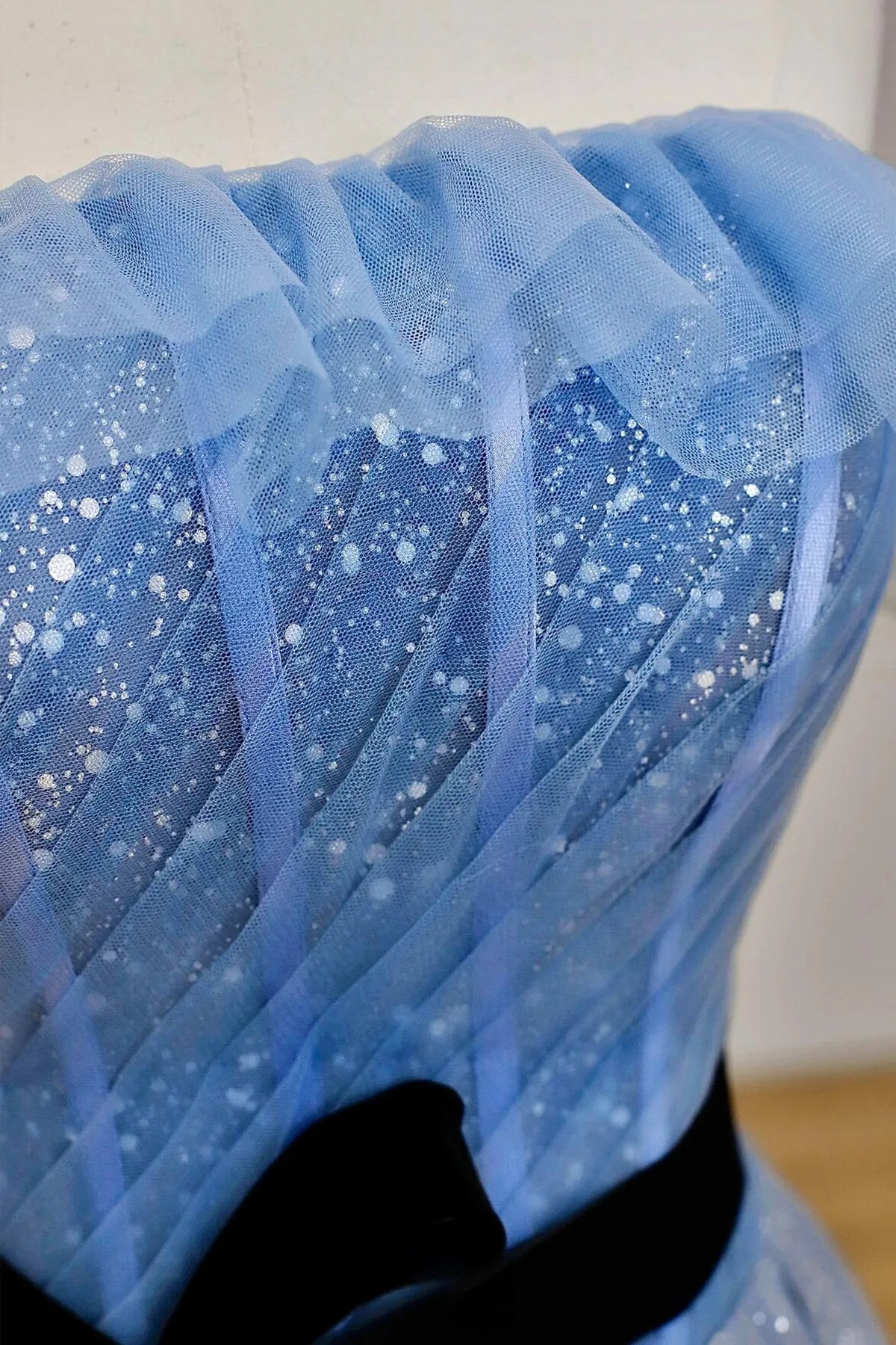 Blue Tulle A-Line Strapless Long Prom Dress Beautiful Evening Party Dress