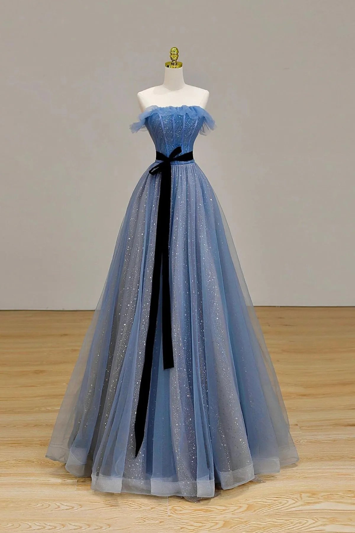 Blue Tulle A-Line Strapless Long Prom Dress Beautiful Evening Party Dress