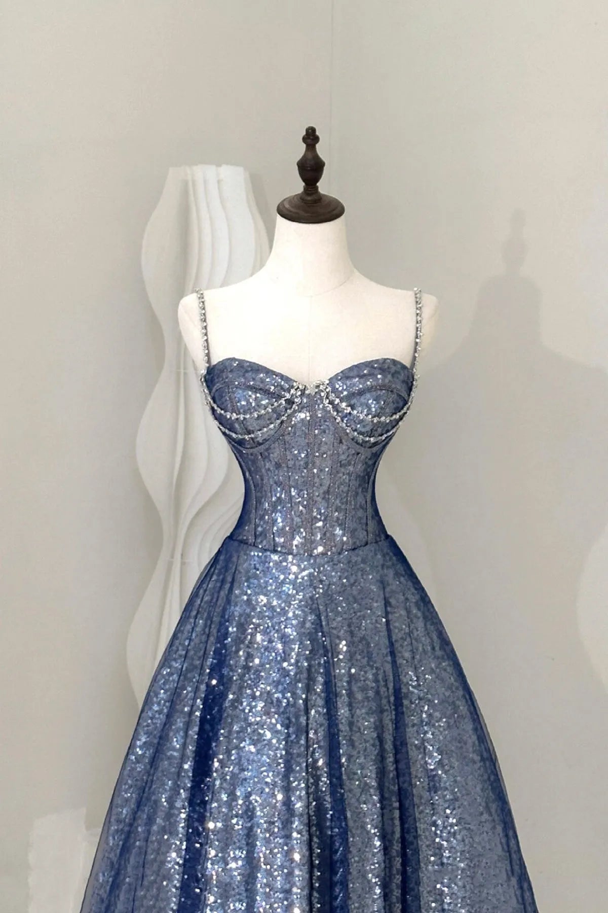 Blue Tulle Sequins Long Prom Dress Blue Spaghetti Strap Evening Party Dress