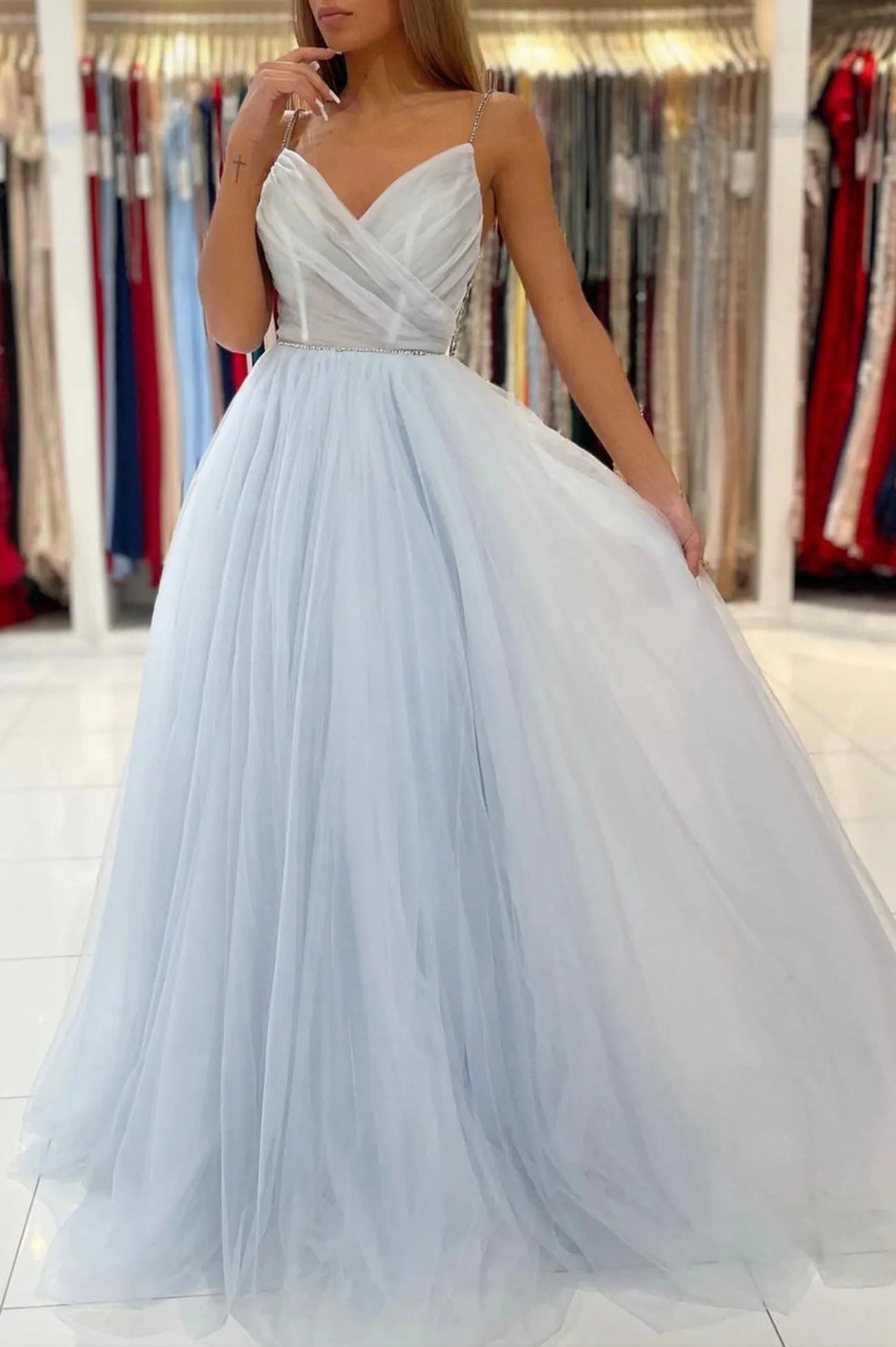 Blue V-Neck Tulle Long Prom Dress A-Line Spaghetti Straps Evening Party Dress