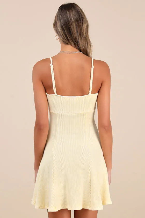 Butter Yellow Ribbed Homecoming Dress Spaghetti Straps Flowy Hem Radiate Youthful Charm at Your School Dance