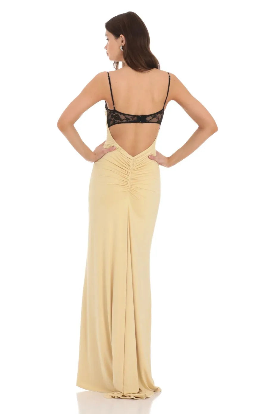 Champagne Colored Prom Dress with Spaghetti Straps Black Lace Trimmed Sweetheart Neckline, and Ruched Bodice for Elegant Formal Occasions