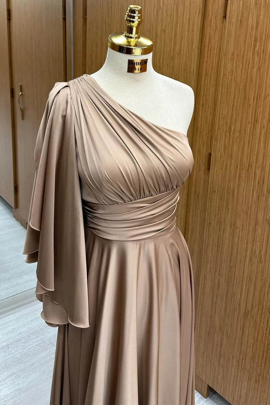 Champagne One-Shoulder Flared Sleeve A-Line Mother of the Bride Dresses