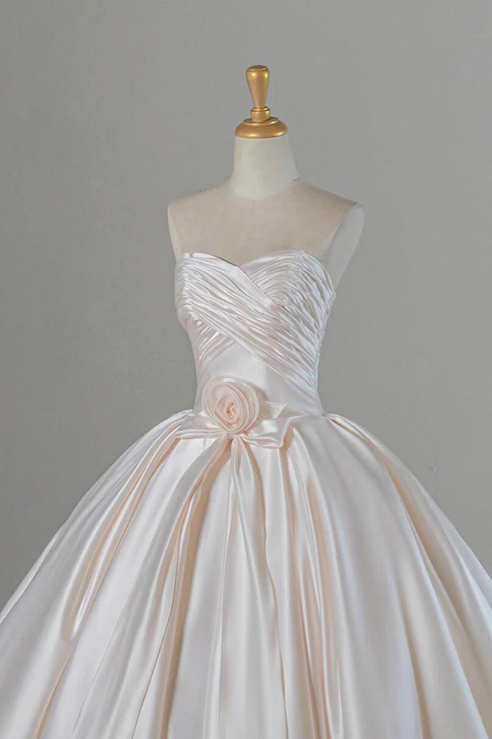 Champagne Satin Long Prom Dress A-Line Strapless Evening Party Dress