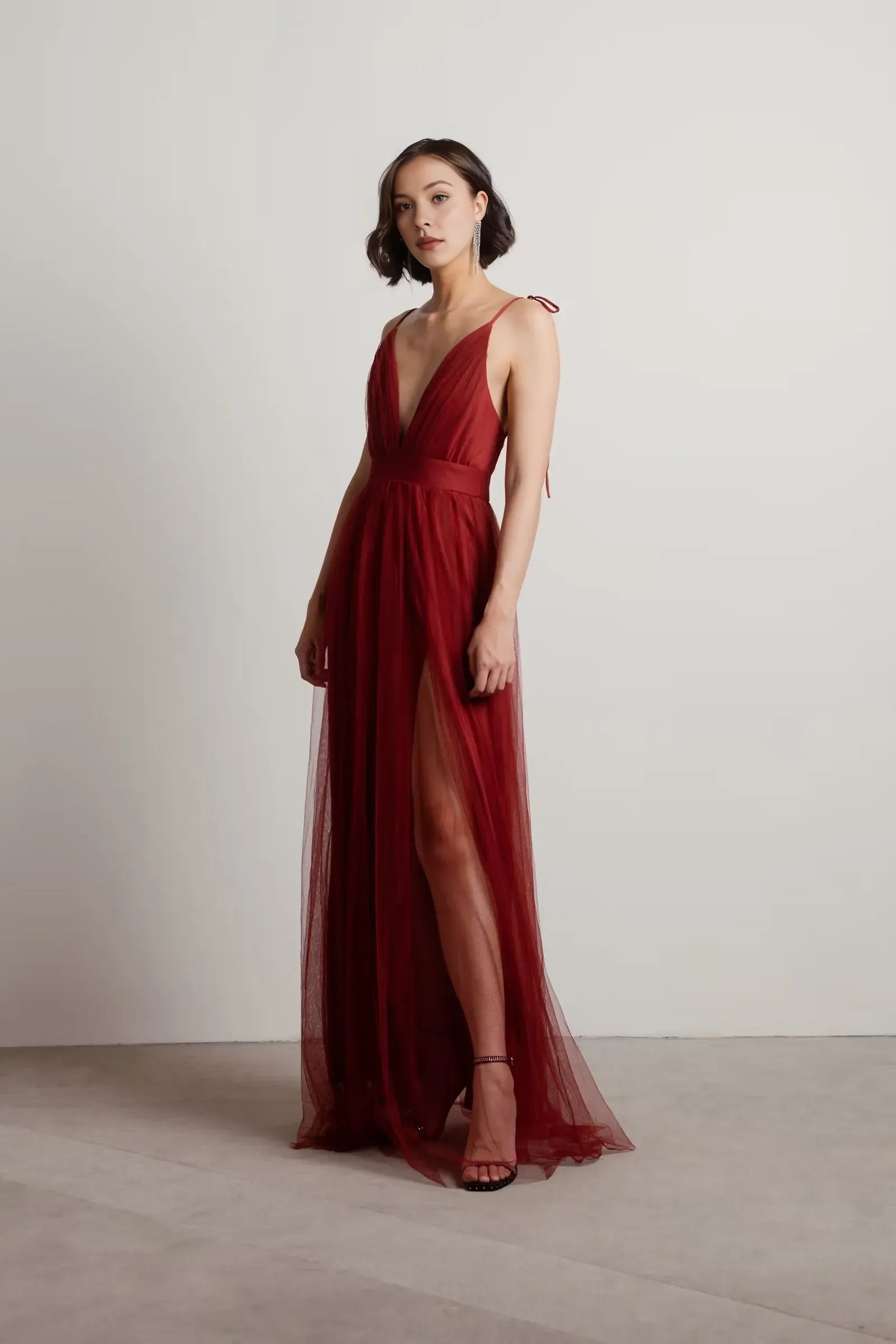 Charming Burgundy A-Line Deep V-Neck Sleeveless Tulle Open Back Floor-Length High-Slit Prom Dresses for women for sale