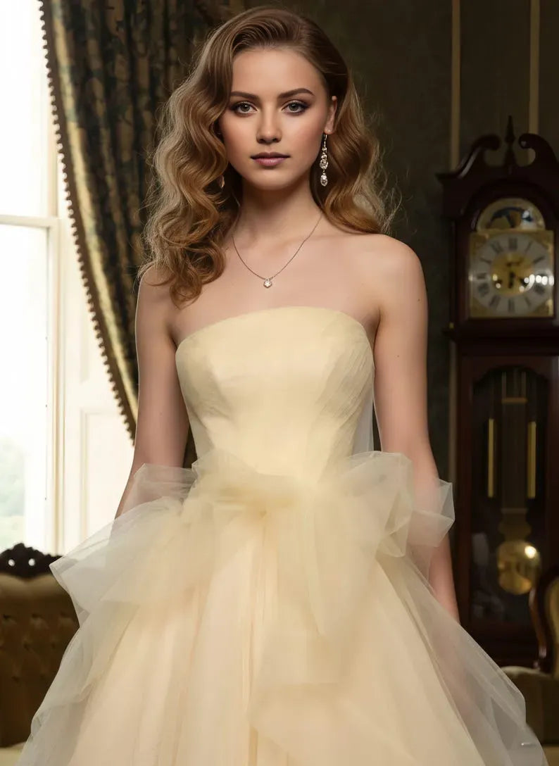 Charming Light Yellow A-Line Strapless Sleeveless Back Zip Ruched Bow Back Tulle Floor-Length Prom Dress