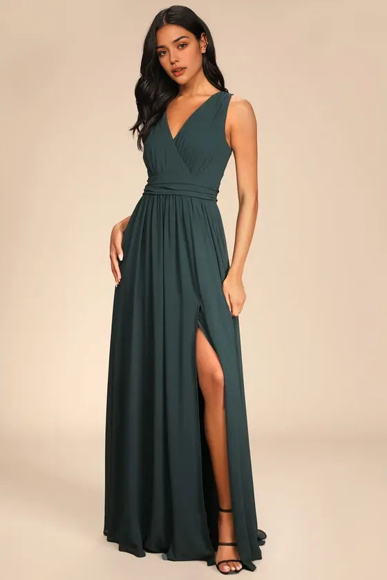 Chic Dark Green Sleeveless Evening Gown with Plunging V - Neck Wrap Waist High Slit  A Bold Choice for Trendy Urban Galas
